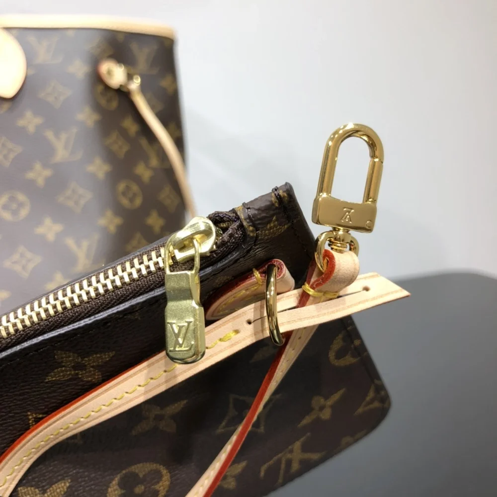 Louis Vuitton Neverfull MM